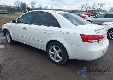 2008 Hyundai Sonata Limited V6/Se V6 z USA, uszkodzony, nr VIN 5NPEU46F48H343373
